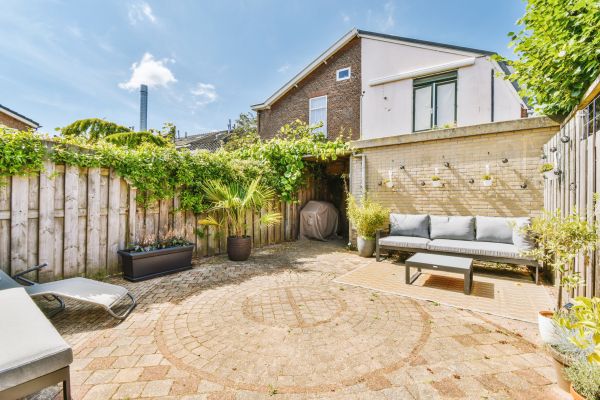 Courtyard Patio Service in Carson City